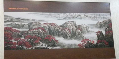 潤華刀刮布廣告畫面安裝于高鐵東站貴賓廳